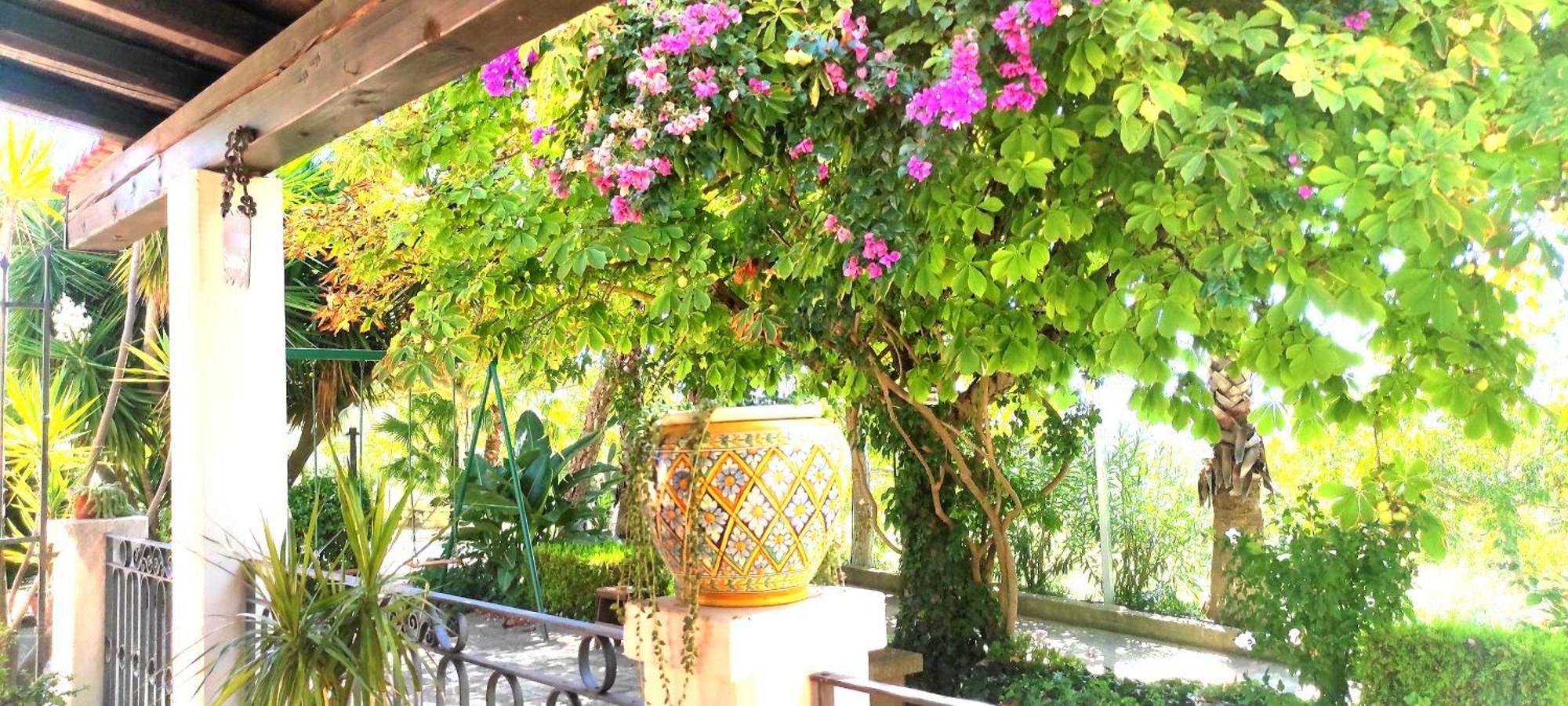 Donna Caterina House, Autentica Oasi Di Confort E Relax Nel Cuore Della Sicilia Pietraperzia Exterior photo